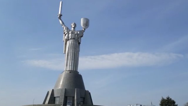 Музей війни планує проєкт про Статую Свободи під “Батьківщиною-матір’ю” — Савчук