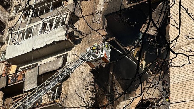 Через нічну атаку РФ по багатоповерхівці у Дніпрі загинули двоє людей, кількість постраждалих зросла до десяти