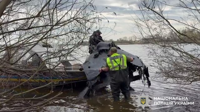 Police recover drone with warhead launched by enemy from Dnipro River in Kyiv
