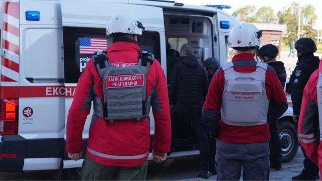 Волонтери УЧХ працювали на місці російського обстрілу у Запоріжжі