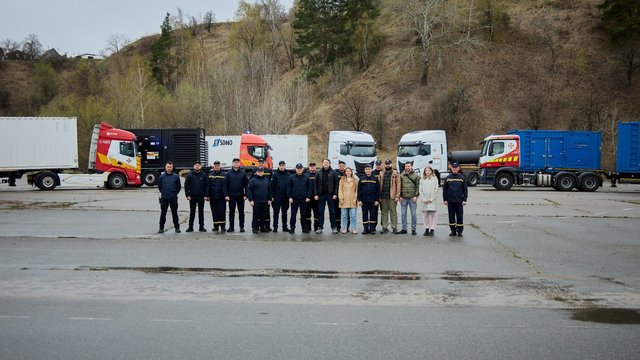ГСЧС получила партию генераторов и грузовиков от Фонда Сергея Притулы