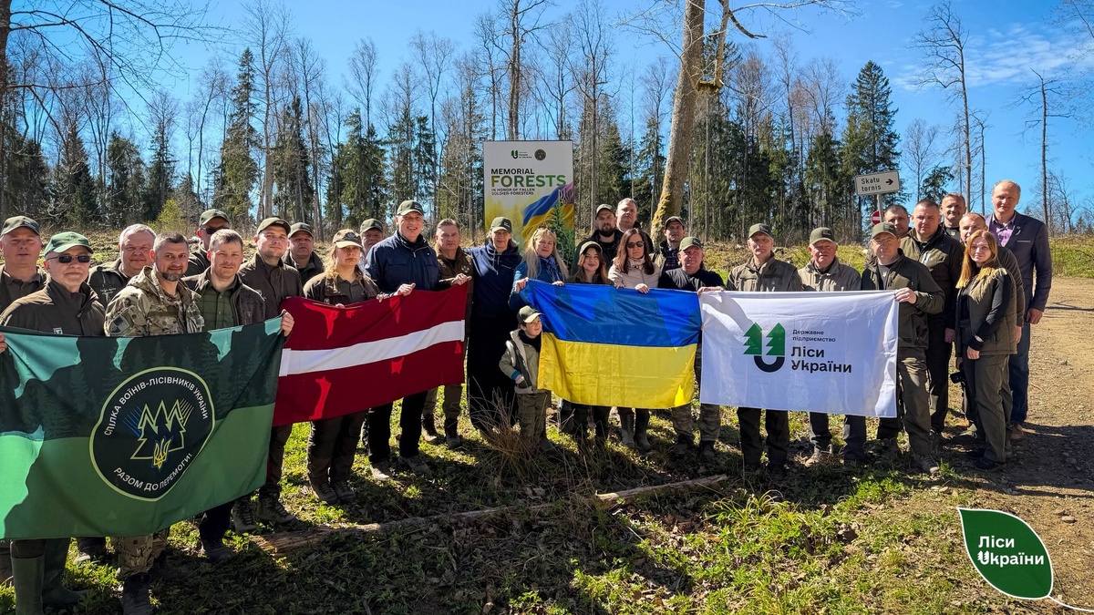 Україна та Латвія започаткували в ЄС проєкт живих меморіалів на честь загиблих українських лісівників