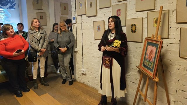 “Великодній Сад” Анжеліки Рудницької: картини, що пережили окупацію і повернулися додому