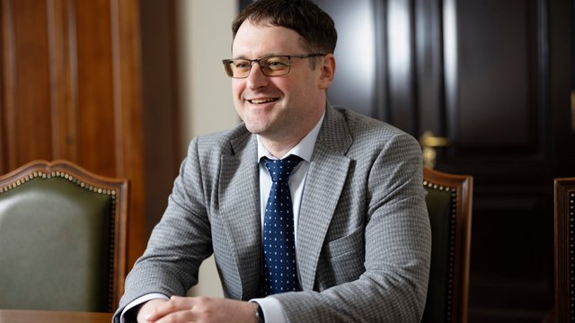 Нацбанк оптимістичніший за Мінекономіки в оцінці динаміки економіки України на початку року