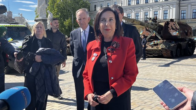 Spanish defense minister receives Order of Princess Olga III degree from Zelenskyy – correspondent