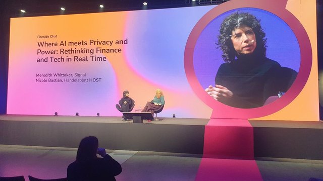 Signal залишиться вільним від ШІ та збереже фокус на безпечному приватному спілкуванні