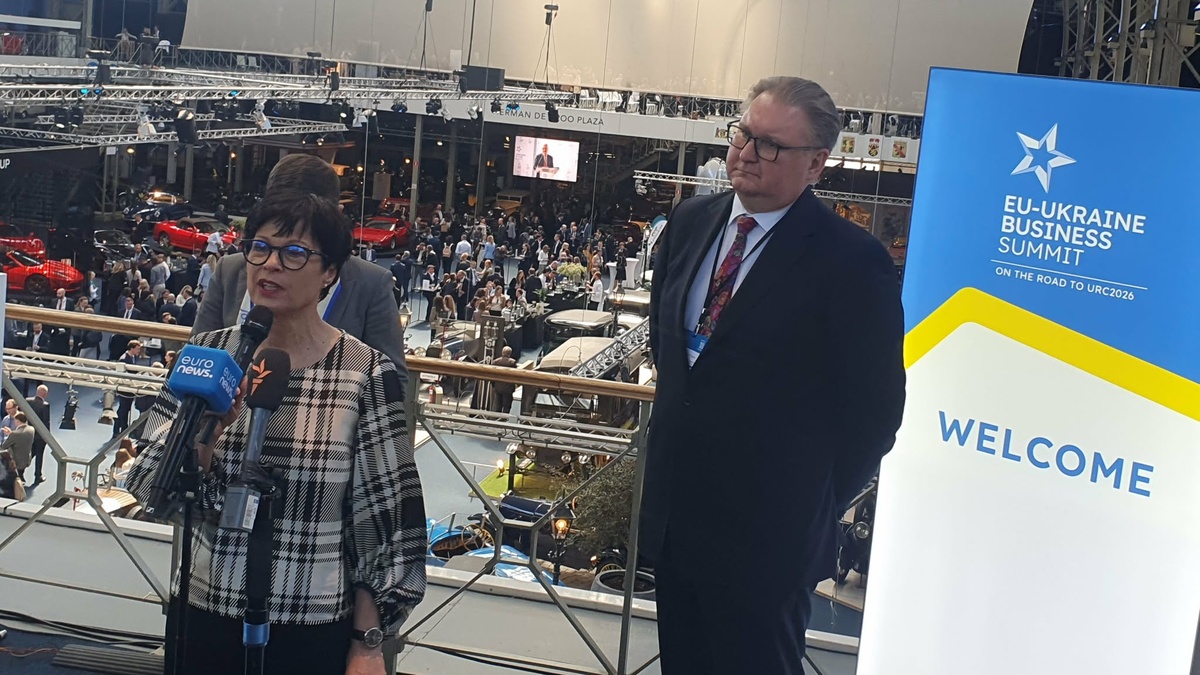 Negotiation clusters to officially open under new Hungarian government, all to be open by Christmas - EU Commissioner Kos