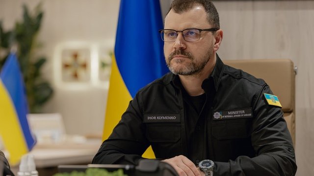 Глава МВС: патрульні тепер будуть жити на полігонах по черзі, їх інструктуватимуть бійці НГУ