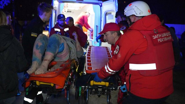 УЧХ допомагає постраждалим від нічної російської атаки в Одесі