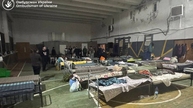 Омбудсмен оприлюднив матеріали про незаконне утримання, антисанітарію та ігнорування хвороб в Ужгородському РТЦК та СП