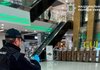 В Киеве посетитель ТЦ упал с 5-го этажа и погиб, полиция выясняет обстоятельства