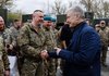 Петро Порошенко передав партію техніки та дронів 15 бригадам і батальйонам