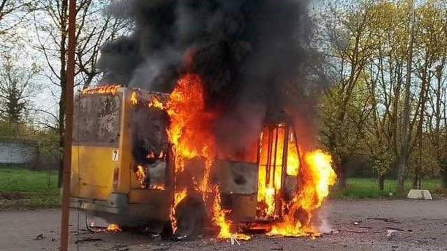 Враг утром атаковал маршрутку в Херсоне