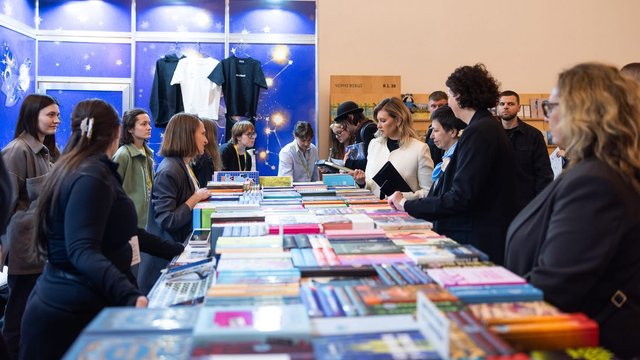 Зеленська: українці після обстрілів Києва йдуть на "Книжковий Арсенал"
