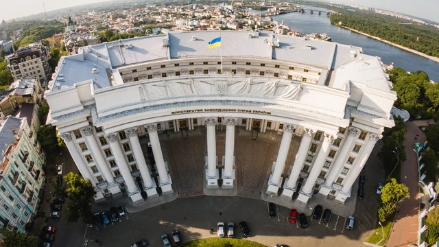 Будівля МЗС України постраждала від бойових дій уперше з часів Другої світової війни – Сибіга