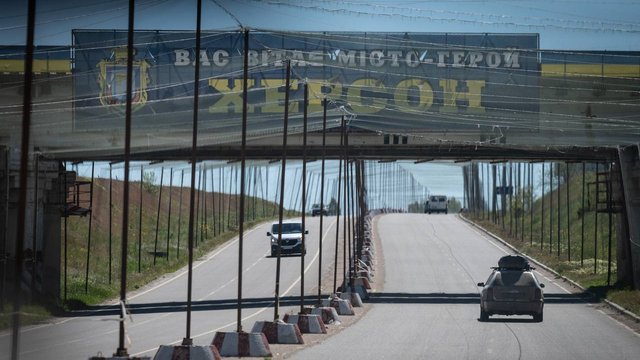 Уряд виділить додатково 96 млн грн на облаштування антидронових укріплень у Херсоні та на евакуаційних маршрутах – Свириденко