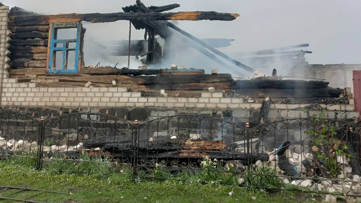 На Сумщині внаслідок понад 20 обстрілів пошкоджено житлові будинки у шести громадах, одна людина поранена