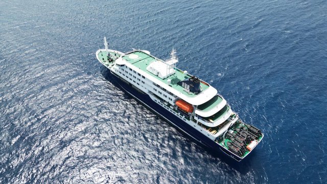 Пасажири круїзного лайнера MV Hondius із хантавірусом висадилися в Нідерландах