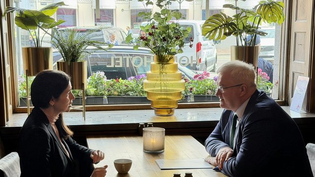 Sybiha holds first personal meeting with new Hungarian MFA head, parties agree to second round of minority consultations next week