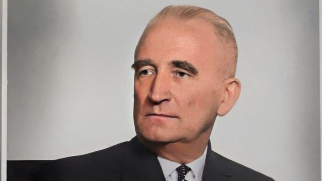 Кабмін доручив перепоховати останки голови ОУН Мельника та його дружини на території НВМК