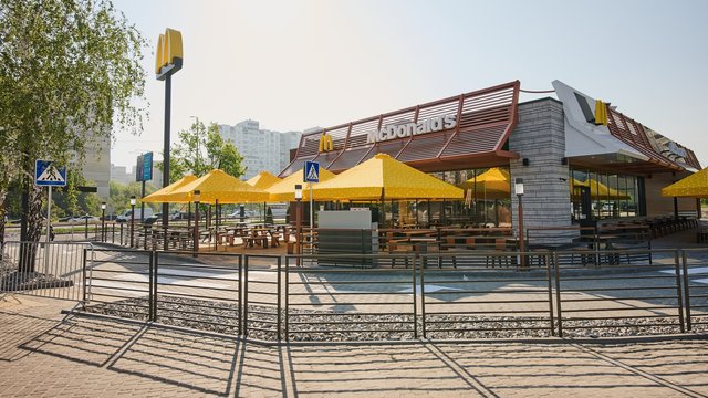 McDonald's відкрив перший у Києві ресторан за принципами сталого дизайну