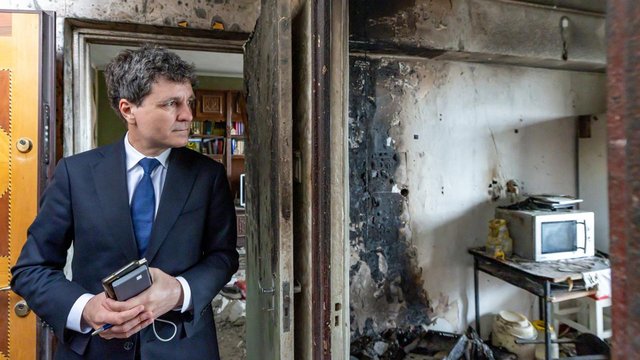 Президент Румунії Нікушор Дан на місці падіння дрона. Галац, Румунія, 29.05.2026