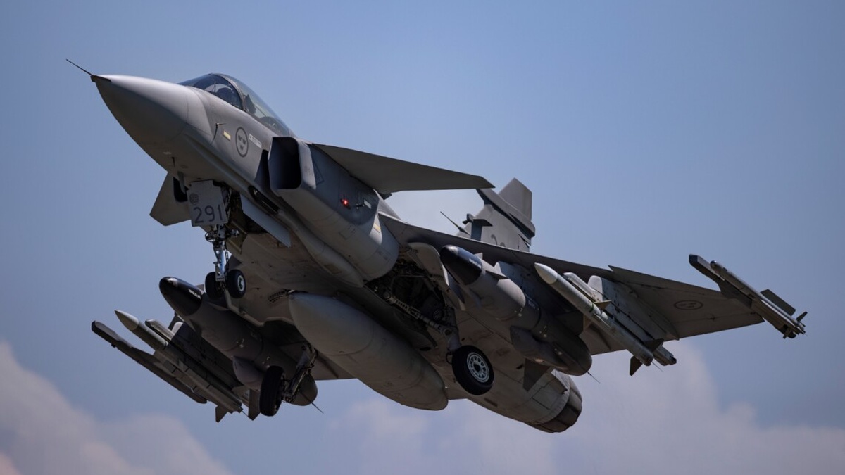 Exciting Prospects: Sweden and Ukraine Collaborate for Gripen Fighter Purchase