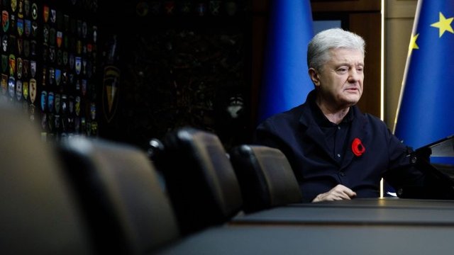 Порошенко о выходе РФ из переговоров: Путин никогда не хотел мира, его нужно принудить к этому силой