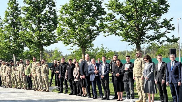 Голову ОУН Мельника та його дружину перепоховали на НВМК