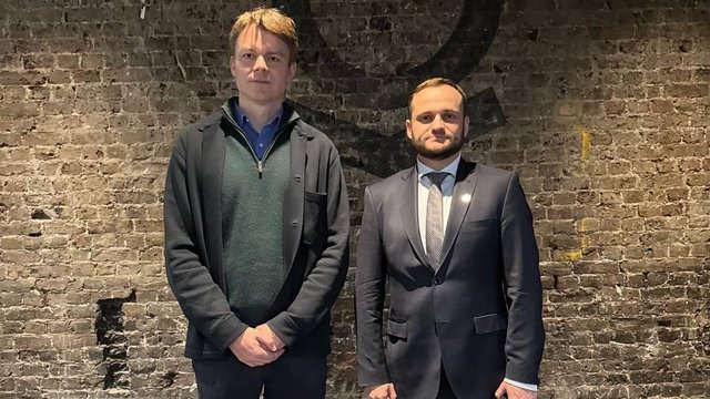 Кулеба та керівник Palantir Europe обговорили залучення цифрових технологій, зокрема ШІ, для посилення стійкості критичної інфраструктури України