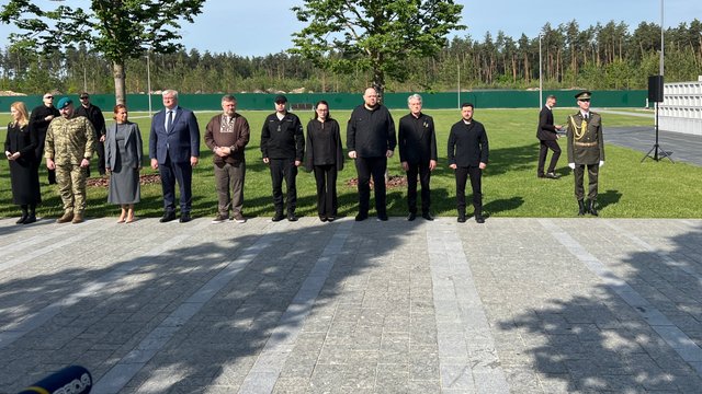 Голову ОУН Мельника та його дружину перепоховали на НВМК