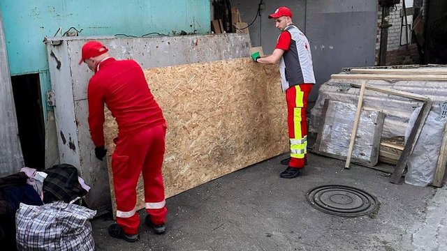 УКК оказывал помощь после российских обстрелов в Днепре, Сумах и Запорожье