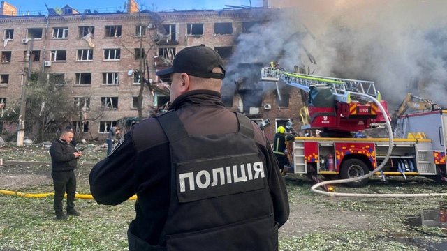 Кількість постраждалих внаслідок масованої нічної атаки на Київ зросла до 34 – Київське ГУ Нацполіції