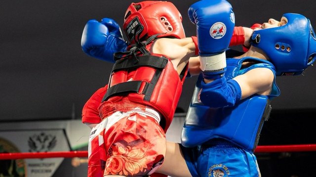 IFMA разрешила спортсменам из России и Беларуси выступать на международных соревнованиях по муайтай под национальными флагами