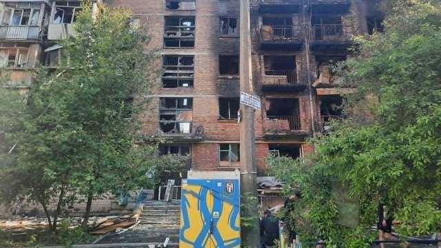 REPORT: Restoration work continues at strike sites in Kyiv, broken windows boarded up, most businesses operating