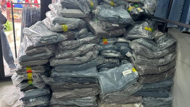 В Одесі зловмисники продавали гумдопомогу, яка мала безоплатно надходити українцям