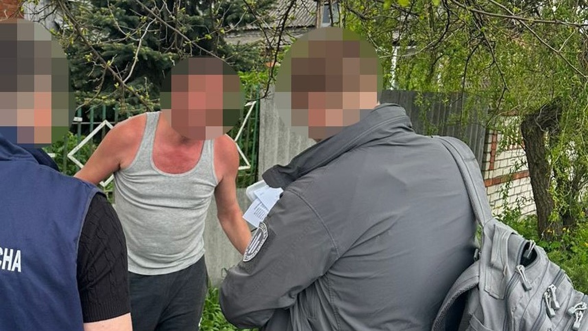 Чиновник Держгеокадастру в Харківській області вимагав хабар у фермера – ДБР
