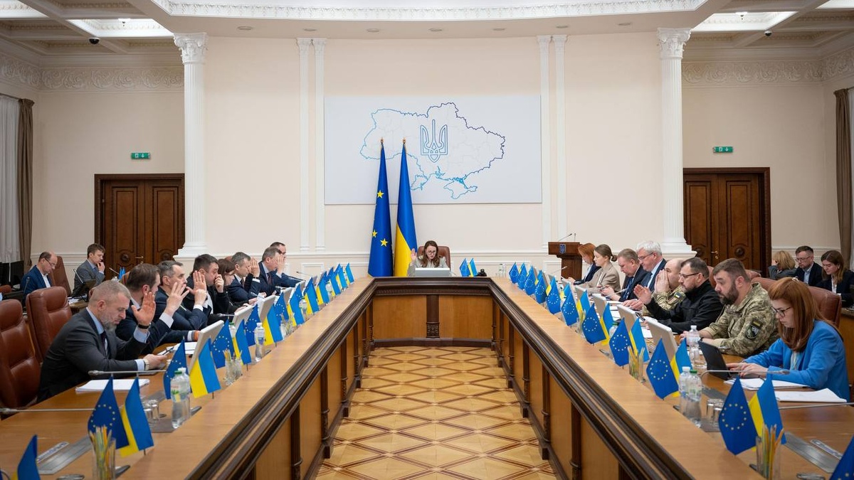 Уряд дав доручення щодо конкурсу на правління 