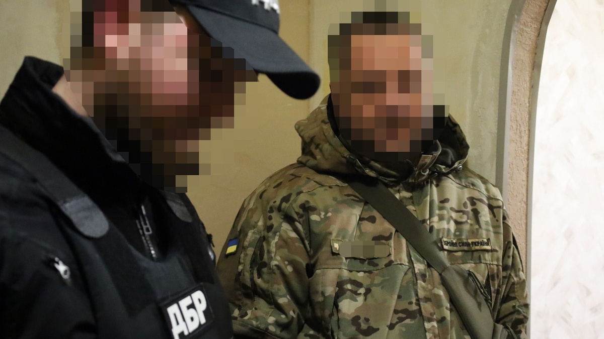 Суд призначив 8 років тюрми ексфінансисту бойової бригади, який привласнив 9,7 млн грн і програв їх у казино