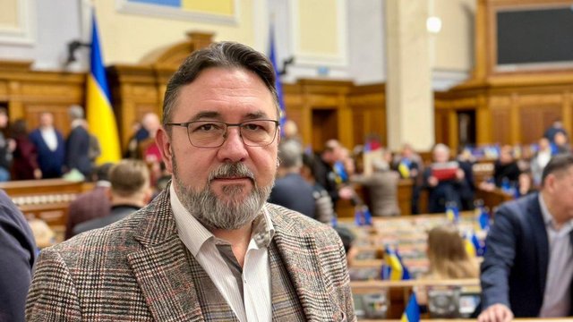 Глава комитета Рады Потураев: Я бы серьезно рассматривал какие-то модели государственно-церковного партнерства