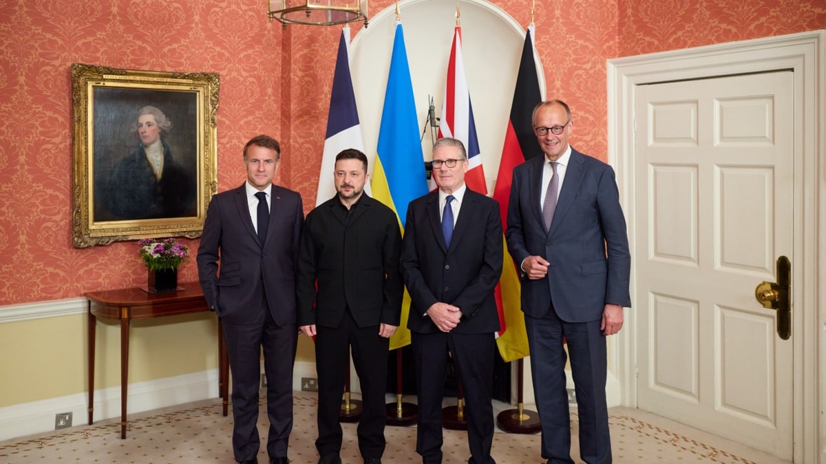 Зеленський, Стармер, Макрон і Мерц у спільній заяві погодили ключові параметри можливого перемир'я: припинення вогню, лінія фронту як основа переговорів і гарантії безпеки