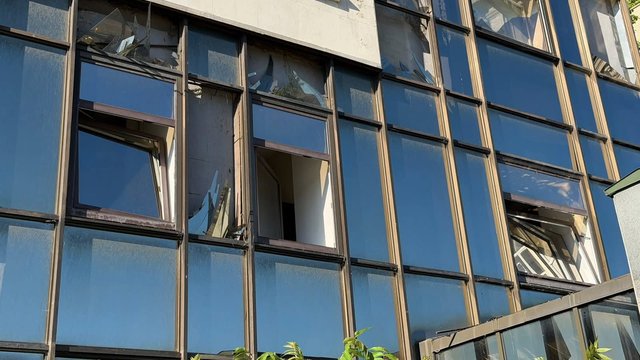Усі судові засідання ВАКС відбудуться за графіком, незважаючи на ушкодження будівлі через атаку РФ