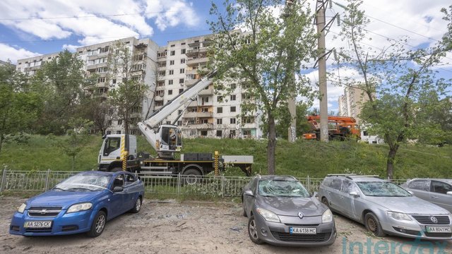 Наслідки нічного обстрілу. Просп. Европейського союзу 64, Київ, 02.06.2026
