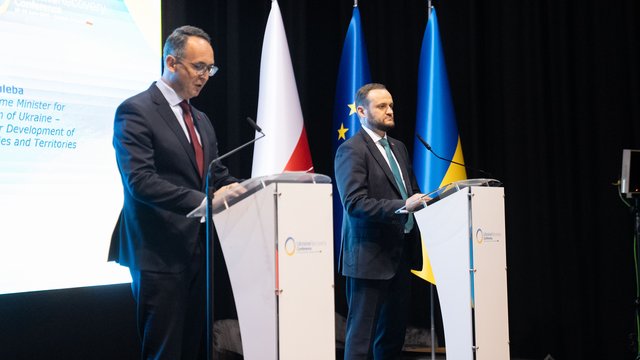 До подальшої участі в конкурентному діалозі щодо концесії 1-го та контейнерного терміналів у порту "Чорноморськ" допущено 4 претендентів – віцепрем'єр з відновлення