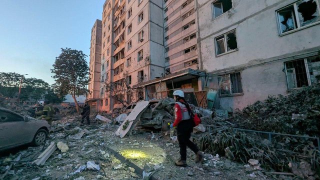 URCS assists victims following Russian air attacks on Kyiv and Dnipro