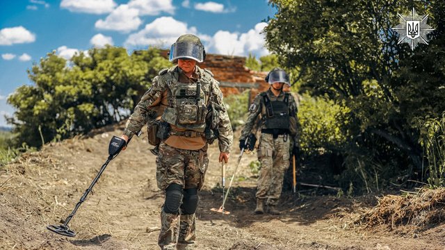 Взрывотехники Нацполиции с начала полномасштабного вторжения изъяли почти 490 тыс. боеприпасов