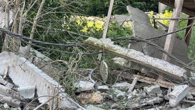 Один погибший, 12 пострадавших в результате авиаударов по Харькову