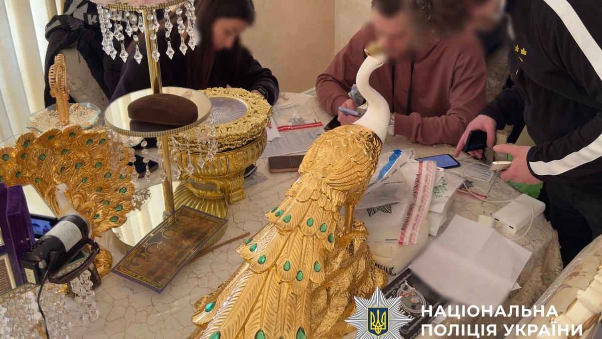 У Києві судитимуть шахраїв, які видавали себе за магів і вим