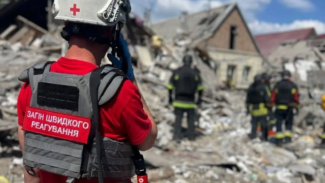 URCS works to eliminate consequences of Russian air attack in Zaporizhia