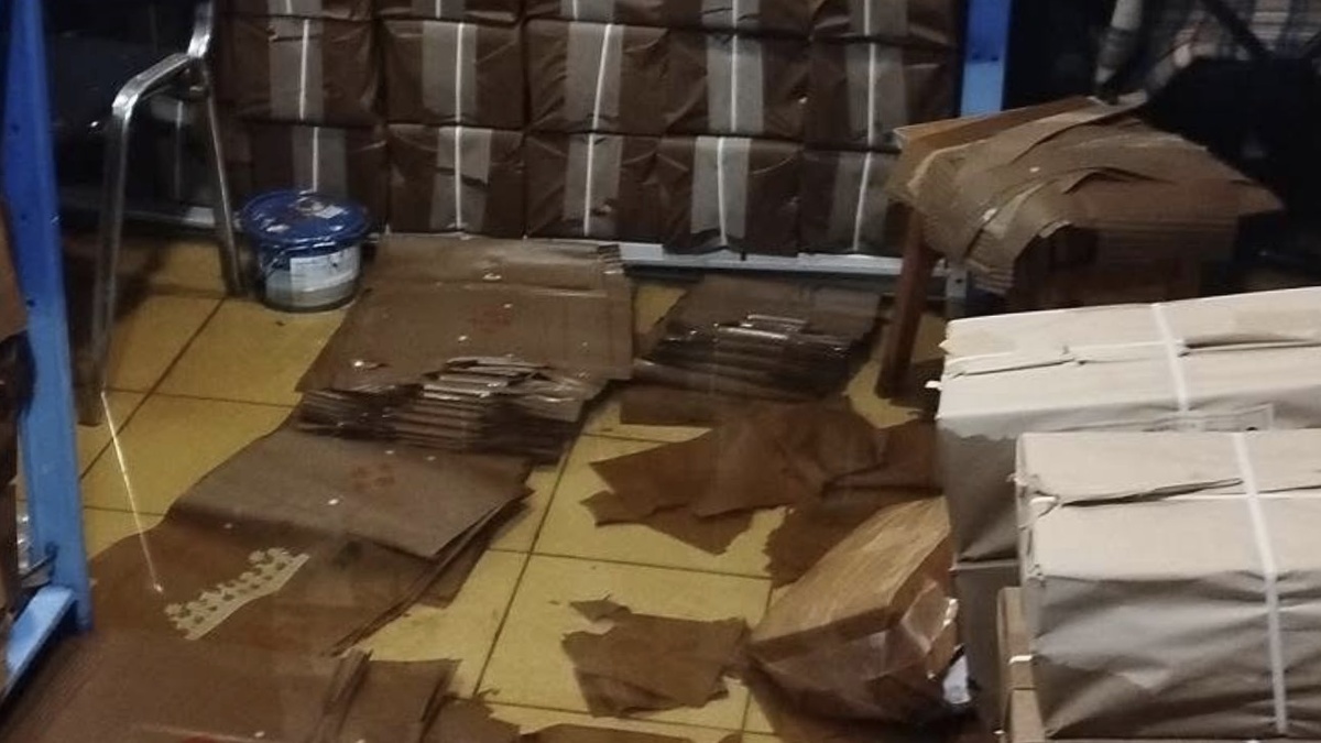 У Києві через прорив тепломережі постраждав Будинок "Смолоск